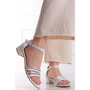 Bielo-strieborné kožené sandále na hrubom podpätku 9-28200